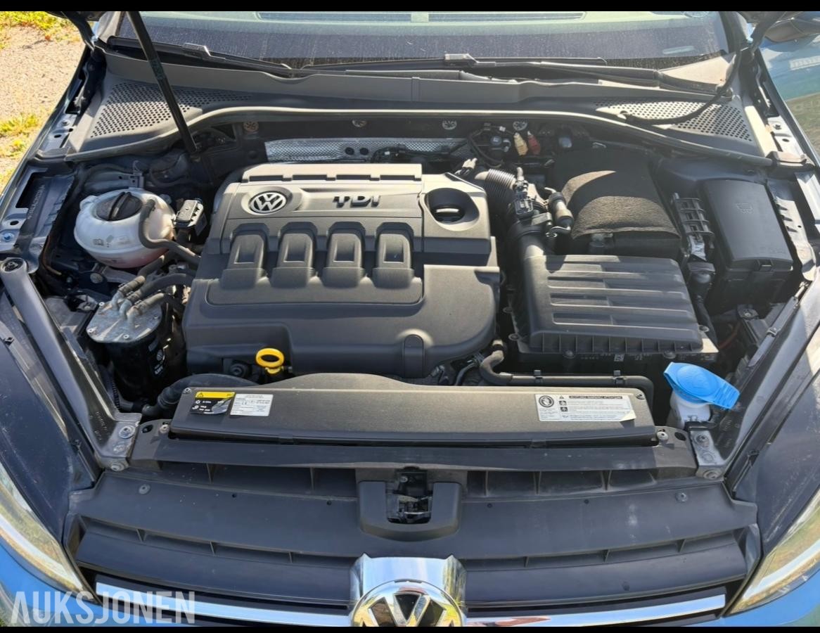 2015 Volkswagen Golf 1.6 Diesel 105hk 4MOTION Cruisekontroll, Ryggekamera, Soltak