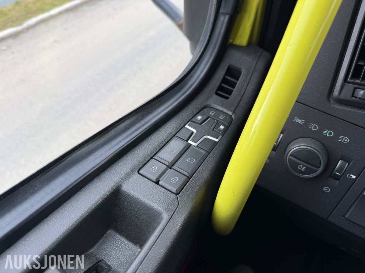 2015 Volvo FMX 4x4 brannbil, Ziegler/Braco påbygg, FPN 10-3000-1HR pumpe