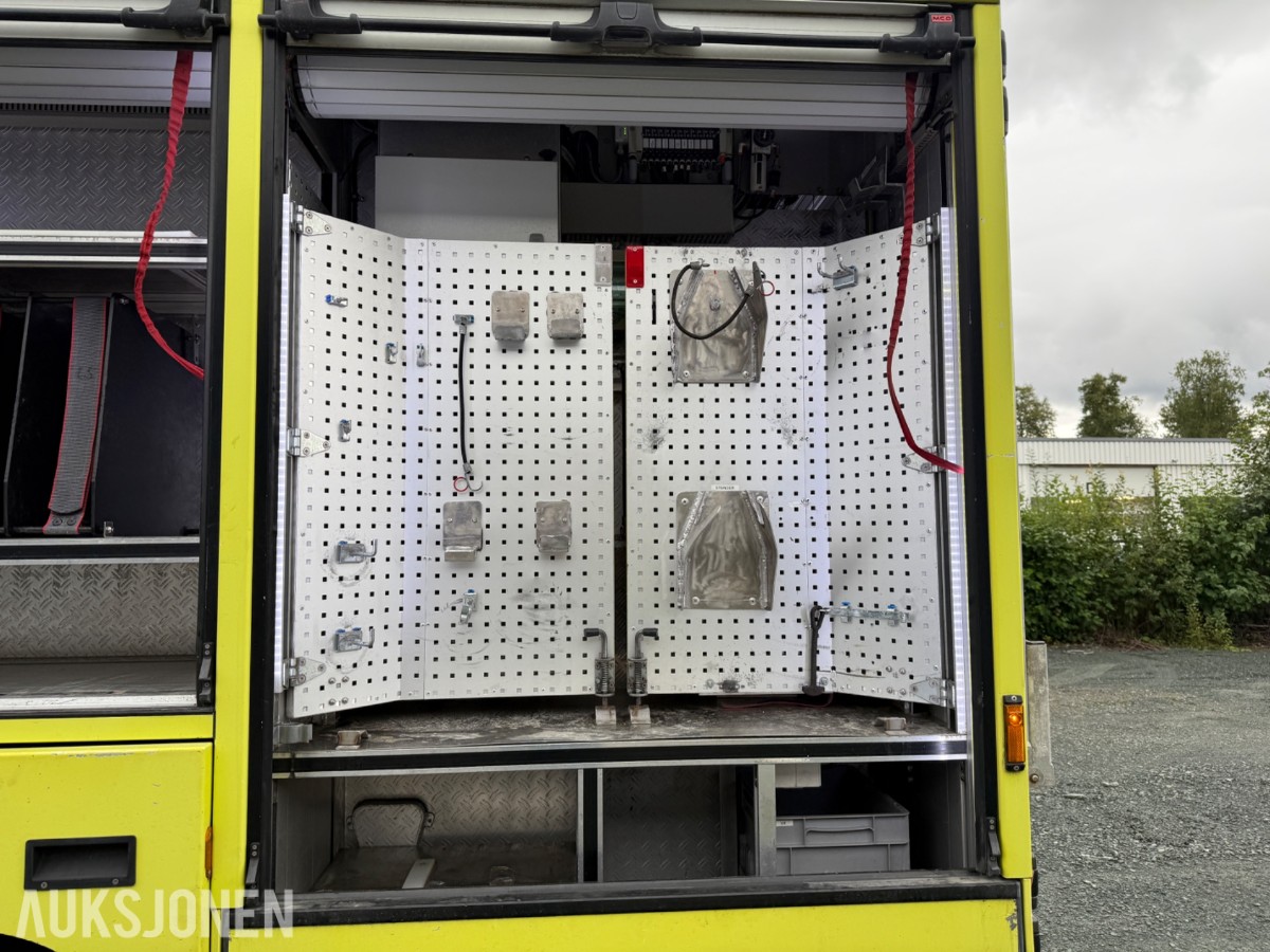 2015 Volvo FMX 4x4 brannbil, Ziegler/Braco påbygg, FPN 10-3000-1HR pumpe