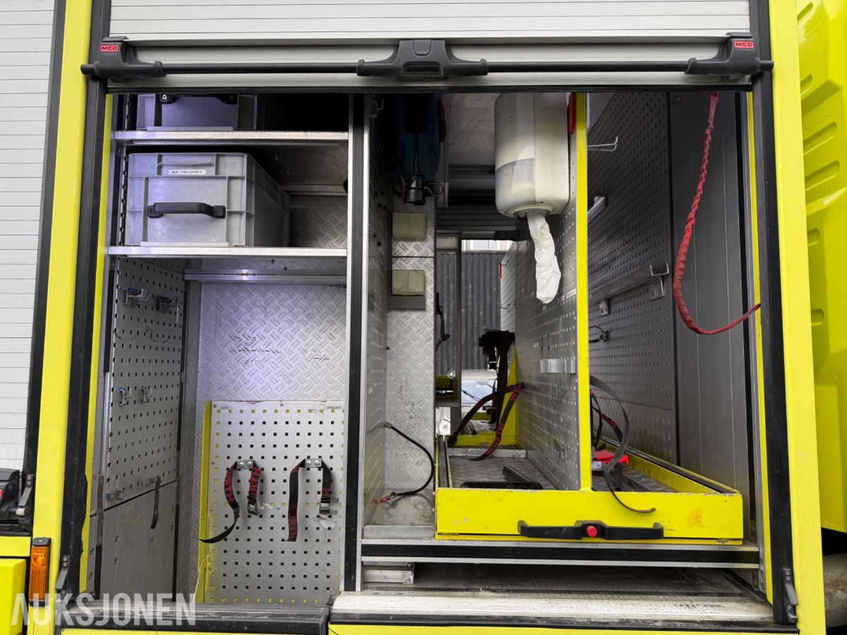 2015 Volvo FMX 4x4 brannbil, Ziegler/Braco påbygg, FPN 10-3000-1HR pumpe