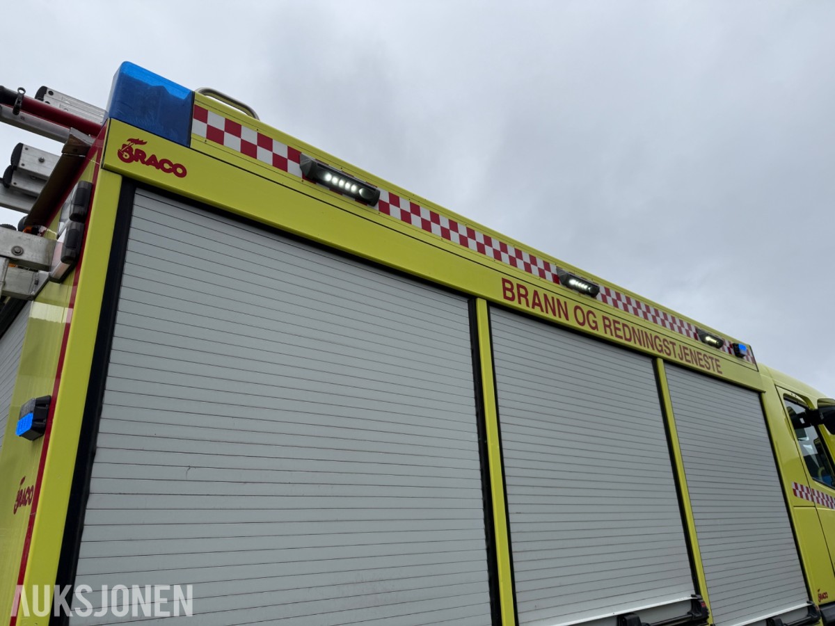 2015 Volvo FMX 4x4 brannbil, Ziegler/Braco påbygg, FPN 10-3000-1HR pumpe