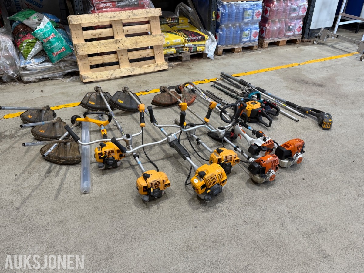 Parti med ryddesager og hekkesakser - Stihl, Stiga, Makita