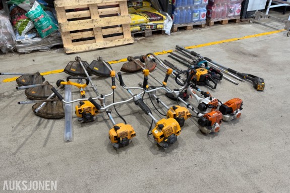 Parti med ryddesager og hekkesakser - Stihl, Stiga, Makita