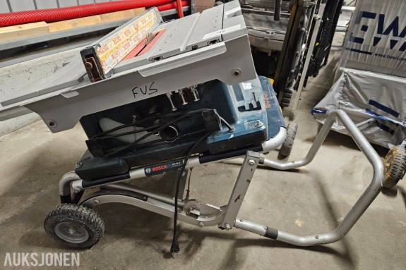 Bosch GTS 10 XC Professional bordsag - Bosch GTA 60 W Professional rullestativ -parallellanlegg og vinkelanlegg - komplett sagsett