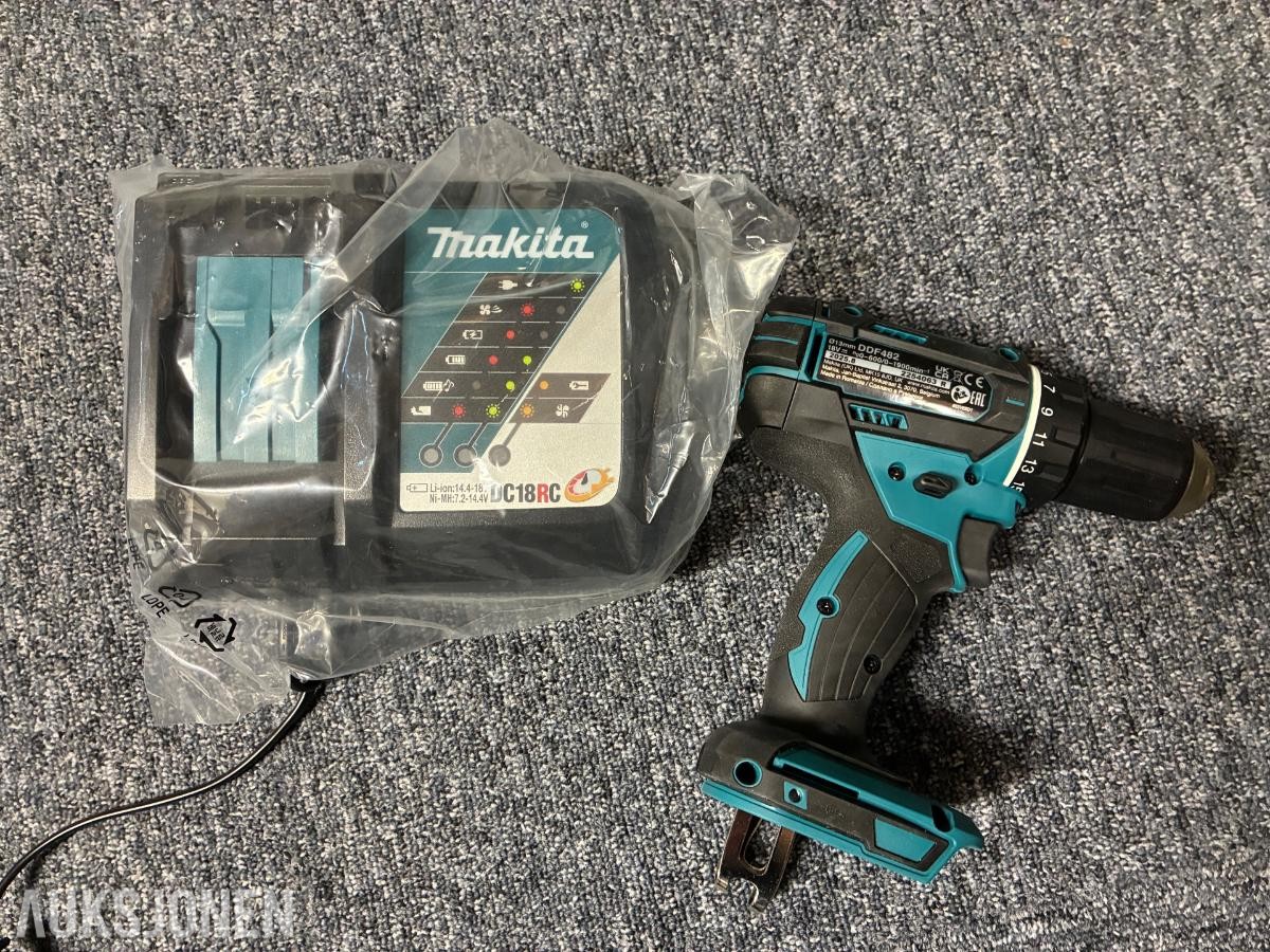 Makita DDF482 18V drill + DC18RC hurtiglader
