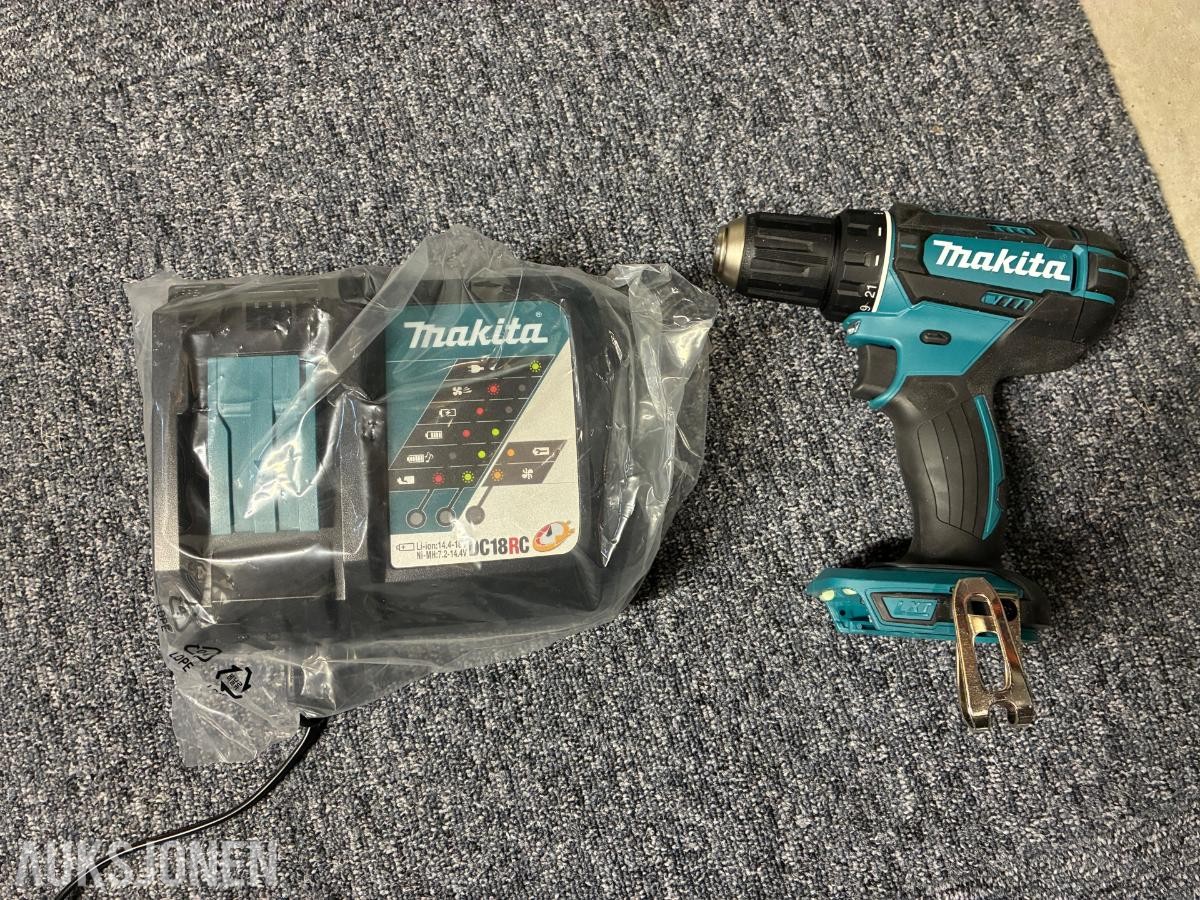 Makita DDF482 18V drill + DC18RC hurtiglader