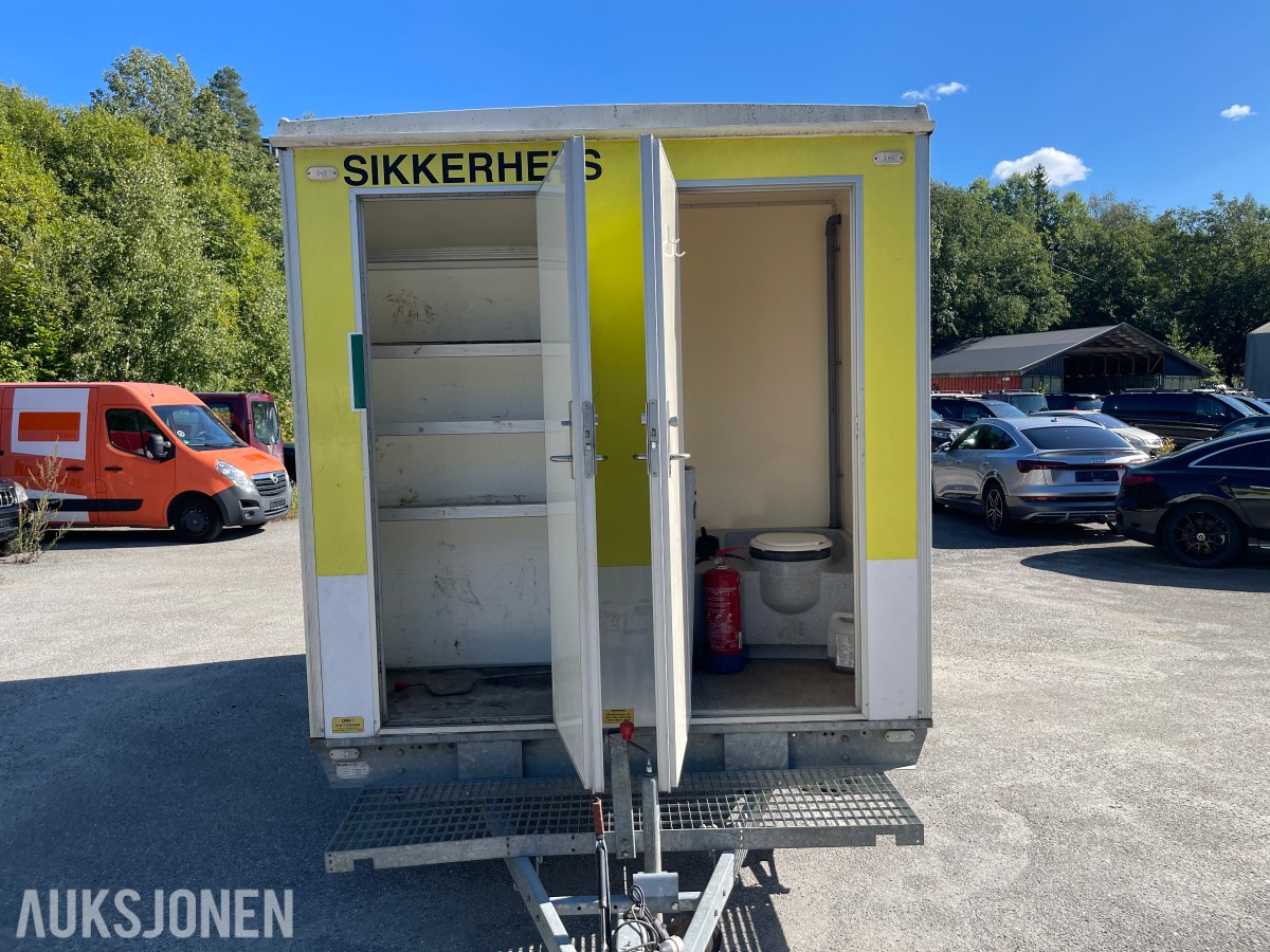 Scanvogn 420 mannskapsbrakke/vogn - toalett / lager / møterom