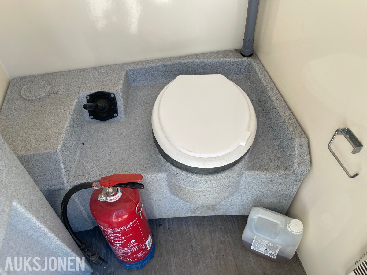 Scanvogn 420 mannskapsbrakke/vogn - toalett / lager / møterom