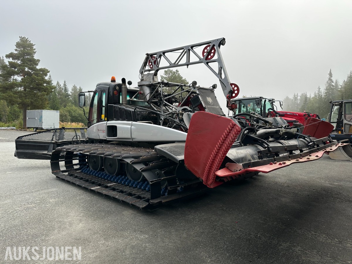 2005 Prinoth Leitwolf W tråkkemaskin med vinsj og skjær