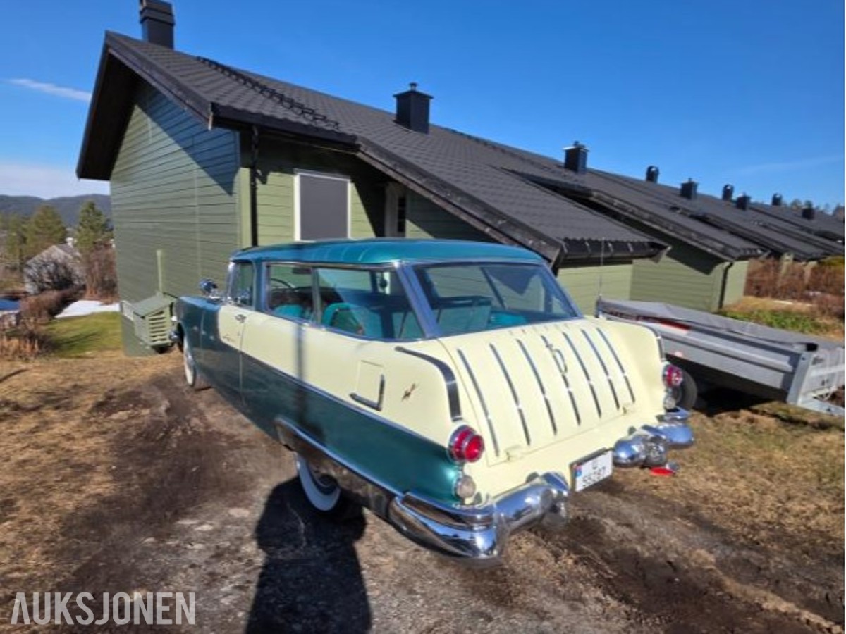 1955 Pontiac Star-Chief Custom Safari 1 av 2 i Norge