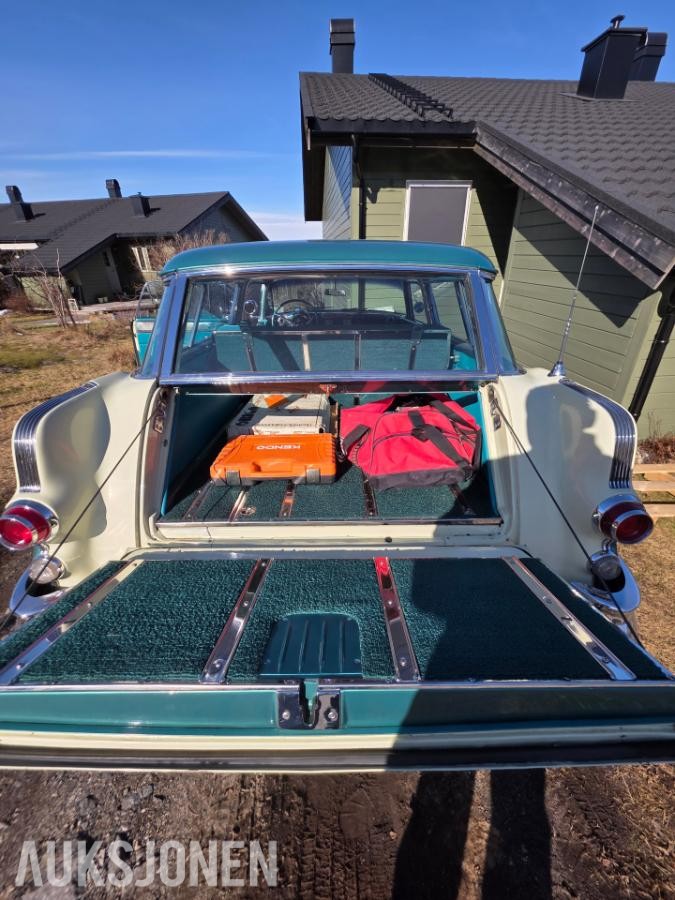 1955 Pontiac Star-Chief Custom Safari 1 av 2 i Norge