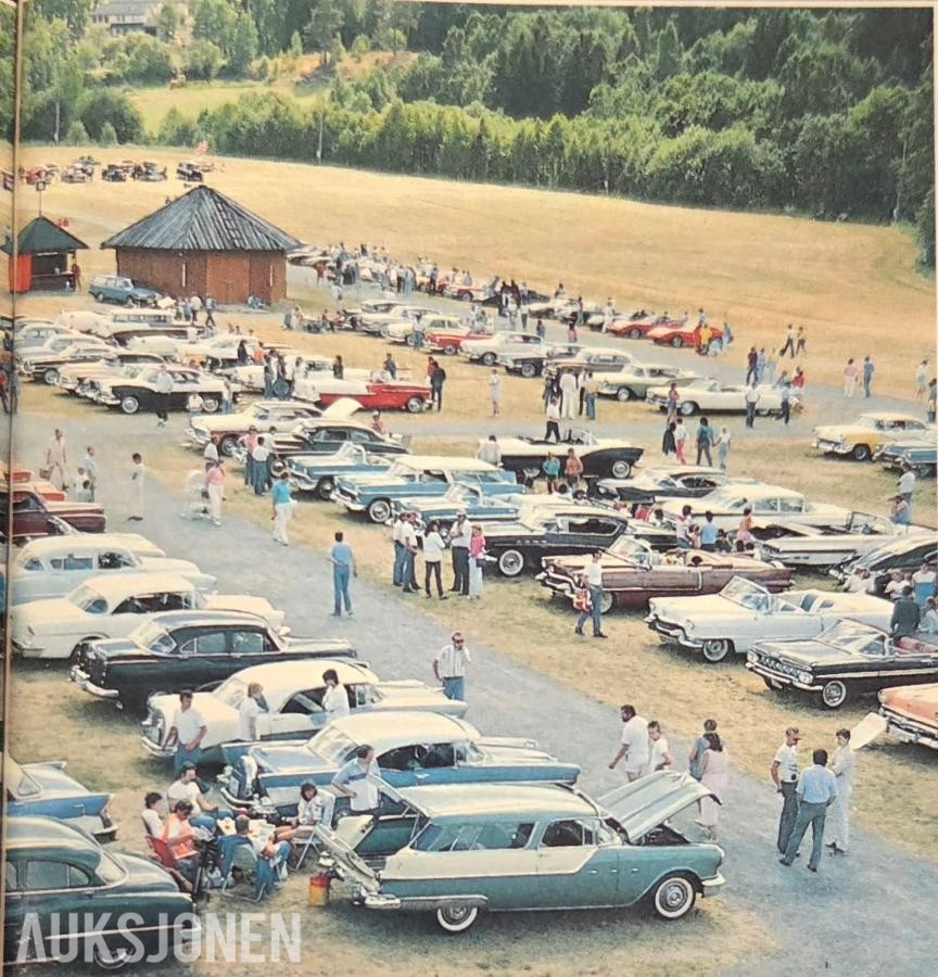 1955 Pontiac Star-Chief Custom Safari 1 av 2 i Norge