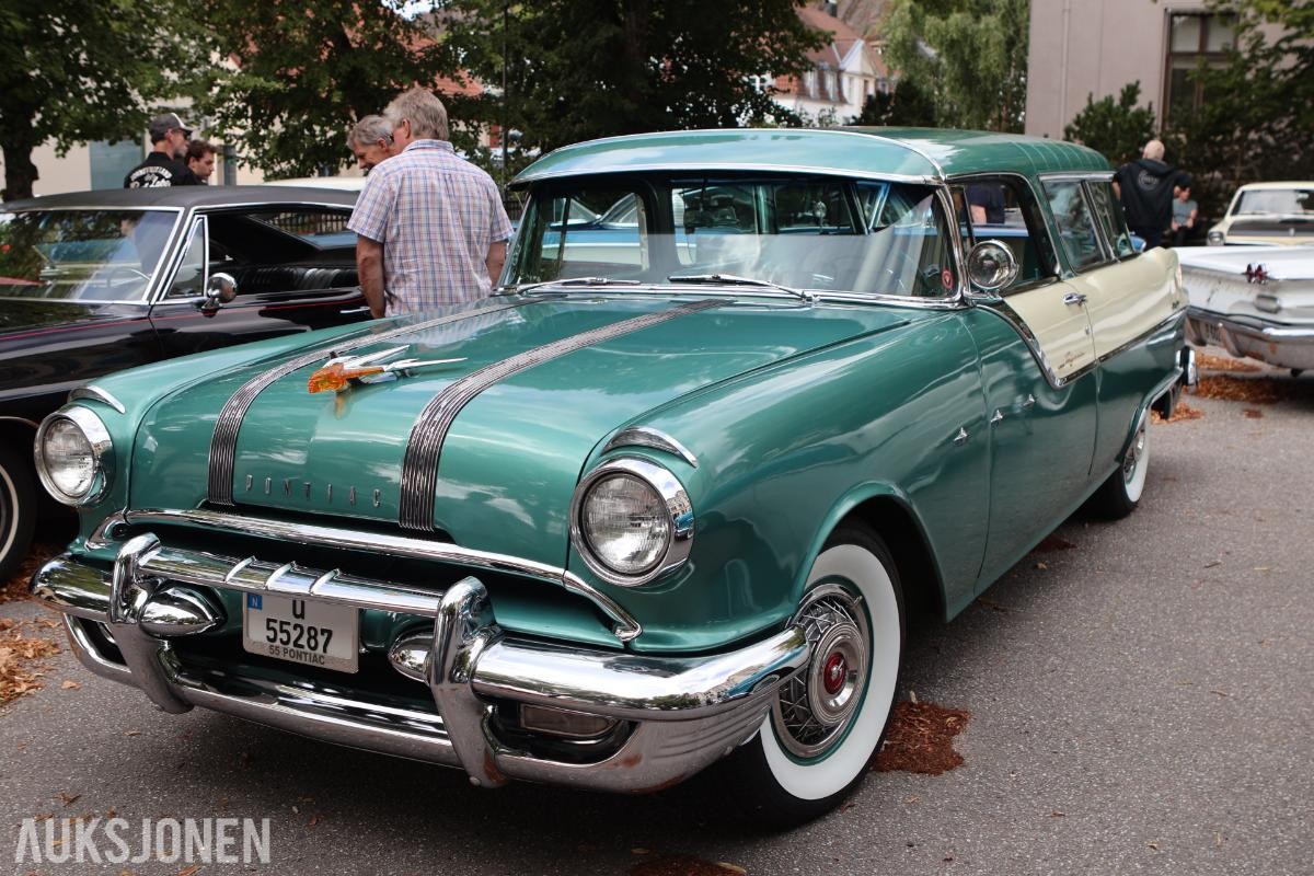 1955 Pontiac Star-Chief Custom Safari 1 av 2 i Norge