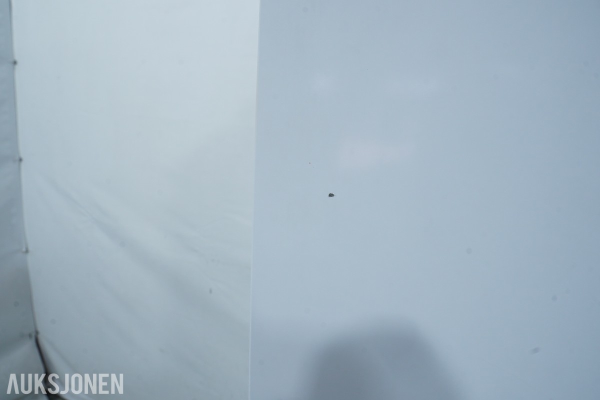 Integrert kjøleskap med LED-belysning