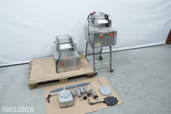 2 stk. Grupo Villamex V-5 tortillamaskiner + Magimix Cuisine Système 5200 XL, 1100 W