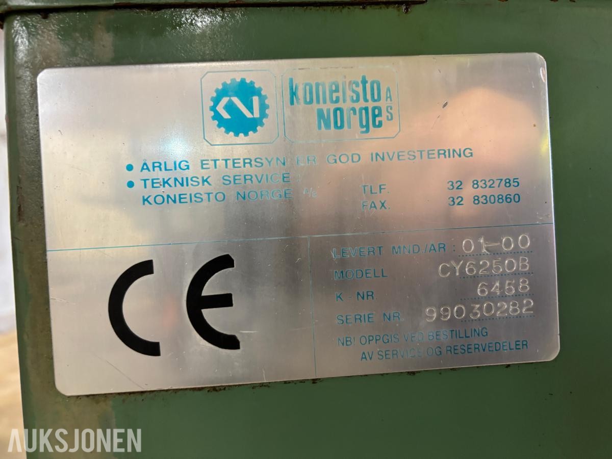 2000 Yunnan CY6250B x 1500 dreiebenk  med digitalavlesning og tilbehør