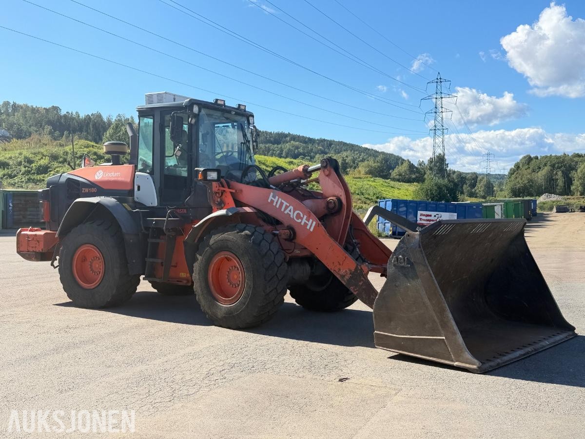 2016 Hitachi ZW180-5B hjullaster med skuffe / Spakstyring