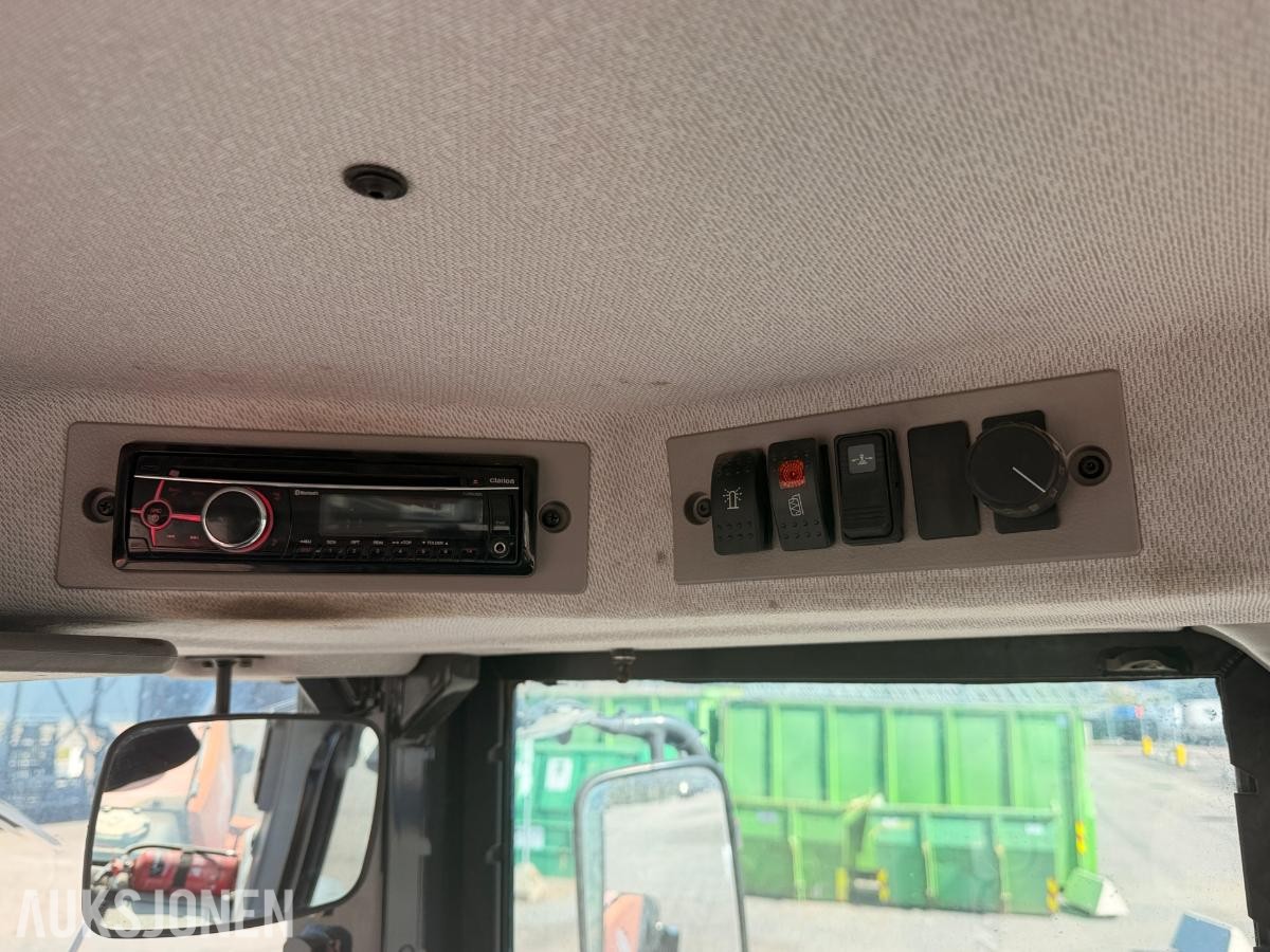 2016 Hitachi ZW180-5B hjullaster med skuffe / Spakstyring