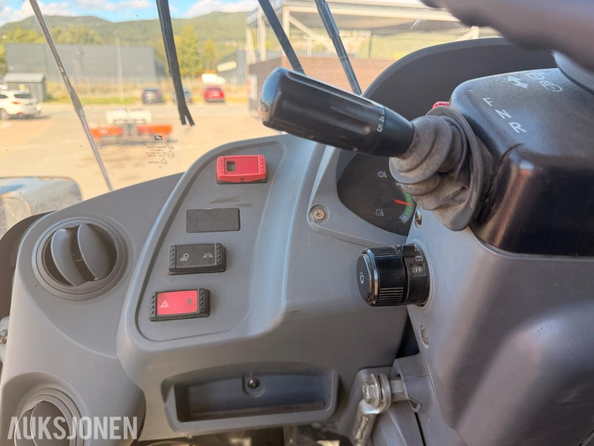 2016 Hitachi ZW180-5B hjullaster med skuffe / Spakstyring