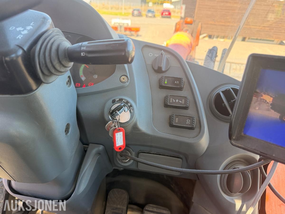 2016 Hitachi ZW180-5B hjullaster med skuffe / Spakstyring