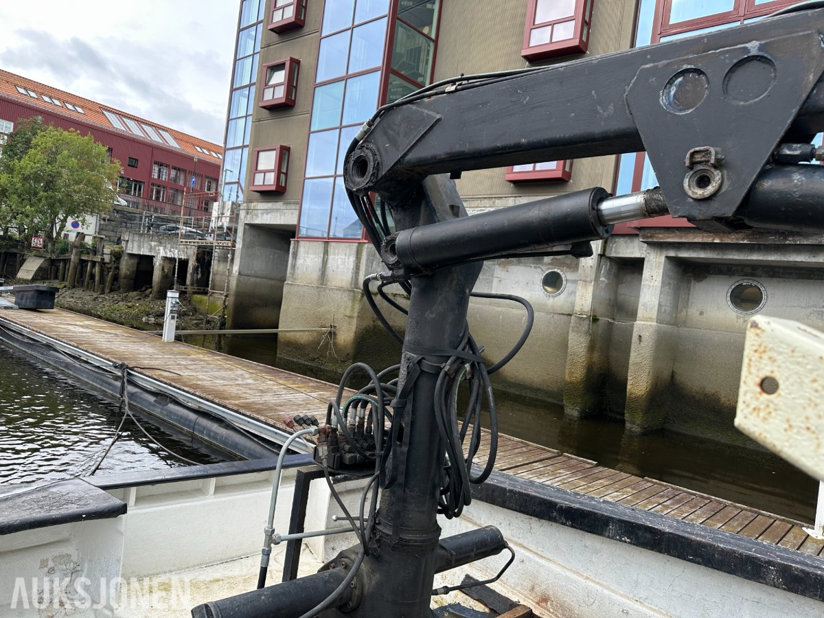 1985 Harding motorisert lekter «Felix» | Kran | Ca. 10 tonn dekkslast
