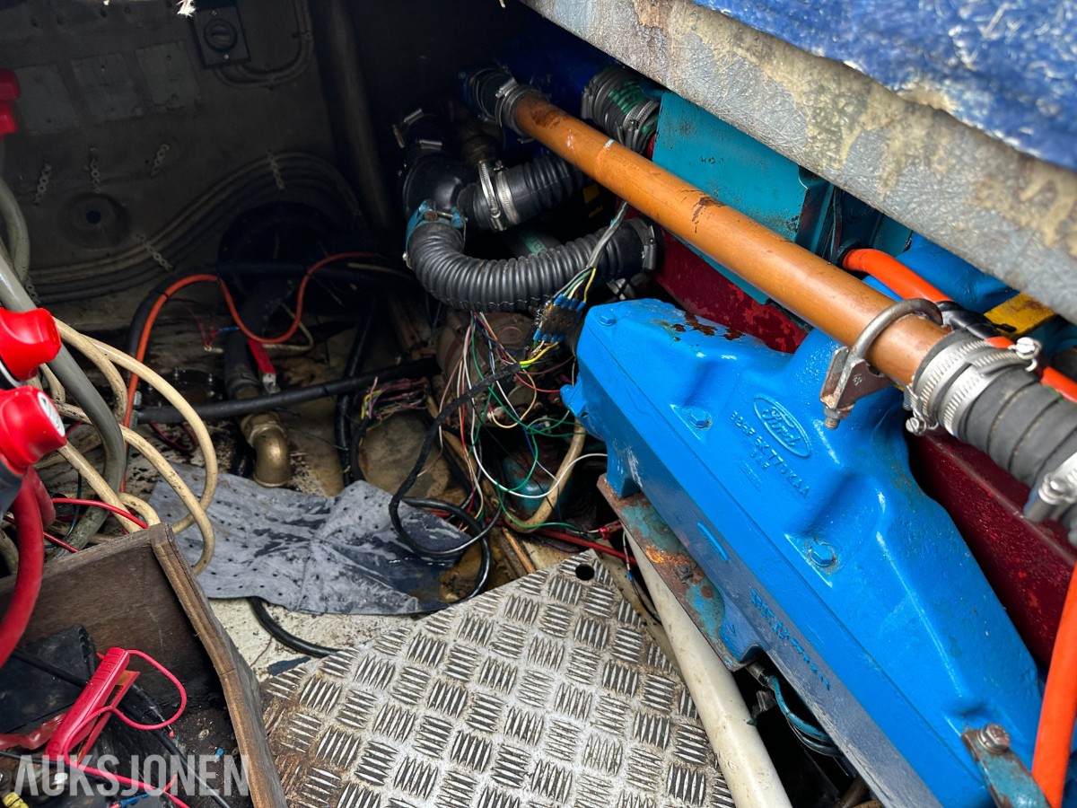 1985 Harding motorisert lekter «Felix» | Kran | Ca. 10 tonn dekkslast