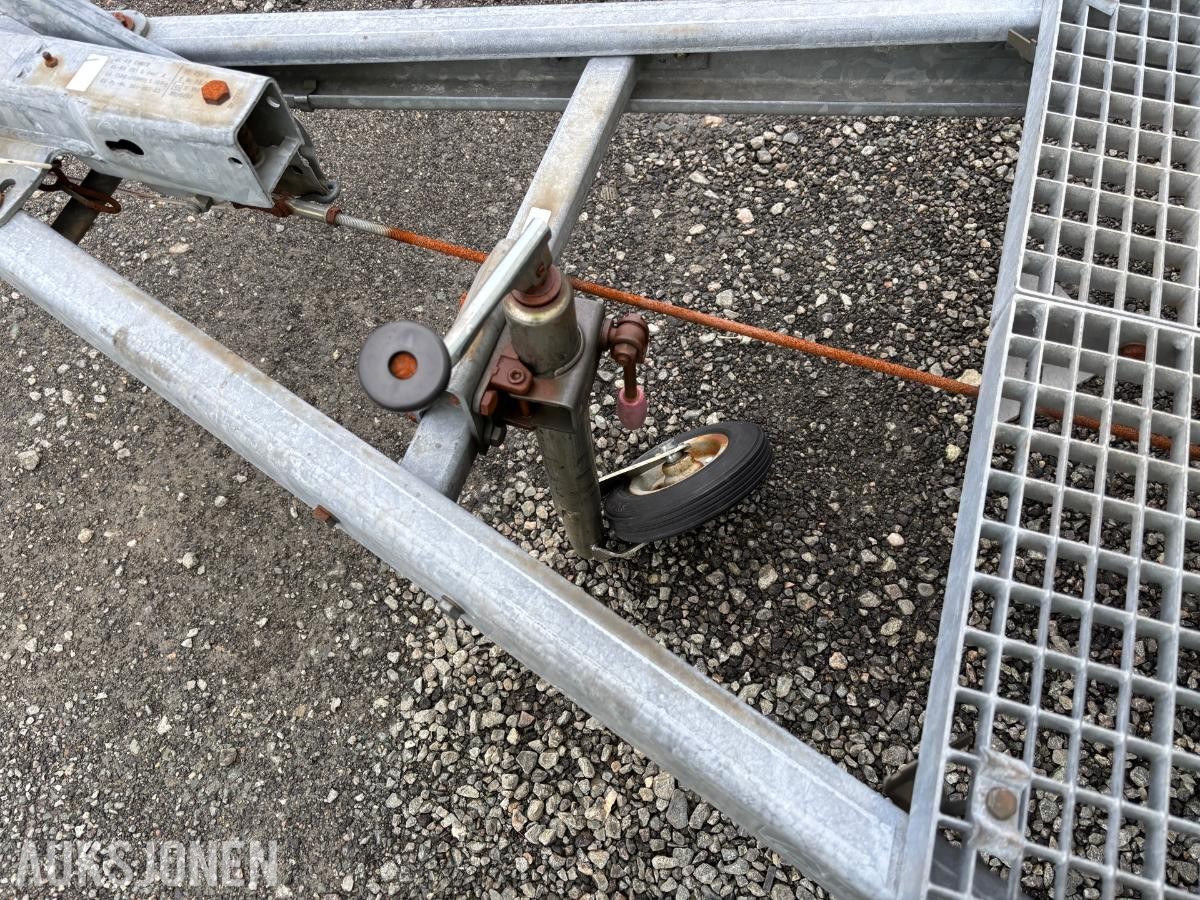 Scanvogn spise- og garderobevogn med toalett, varmtvann og tandem