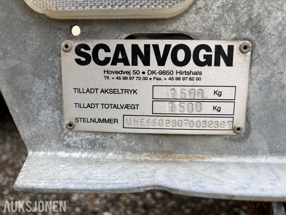 Scanvogn spise- og garderobevogn med toalett, varmtvann og tandem