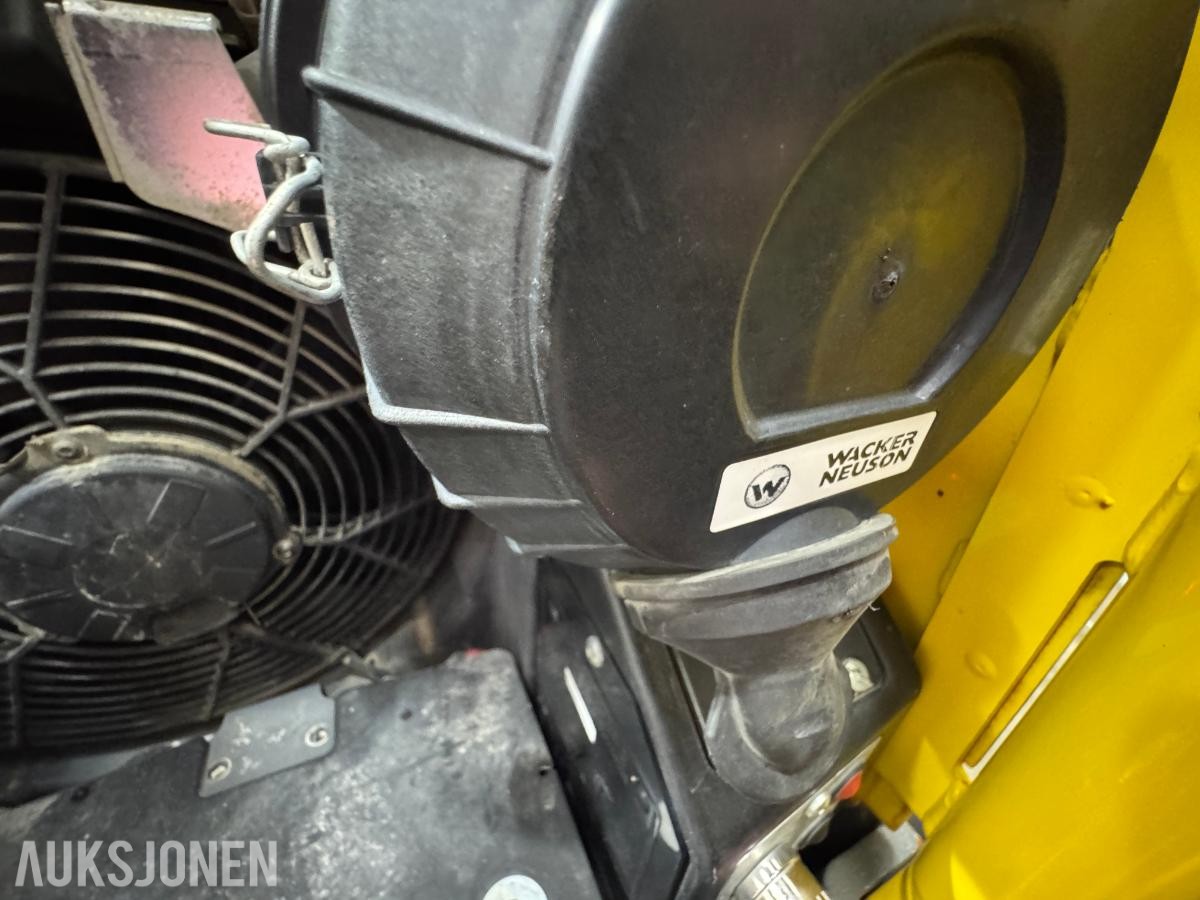 2021 Wacker Neuson DPU80 Platevibrator - Timer: 164