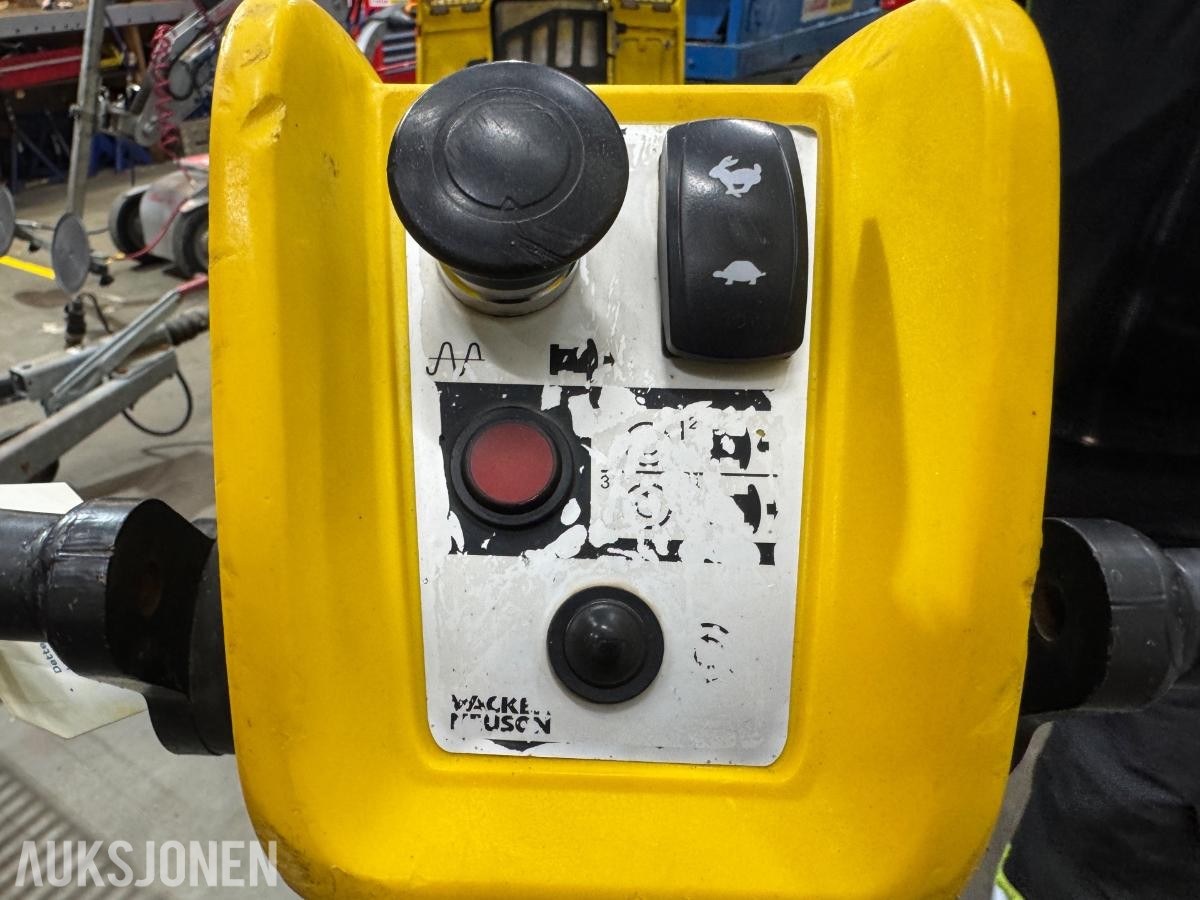 2021 Wacker Neuson DPU80 Platevibrator - Timer: 164