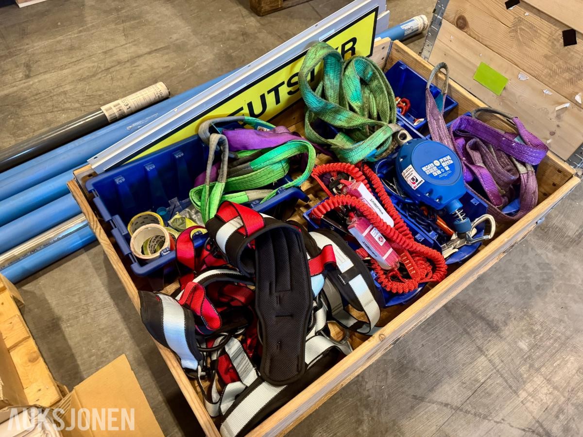 Palle med løfteutstyr & fallsikringsutstyr