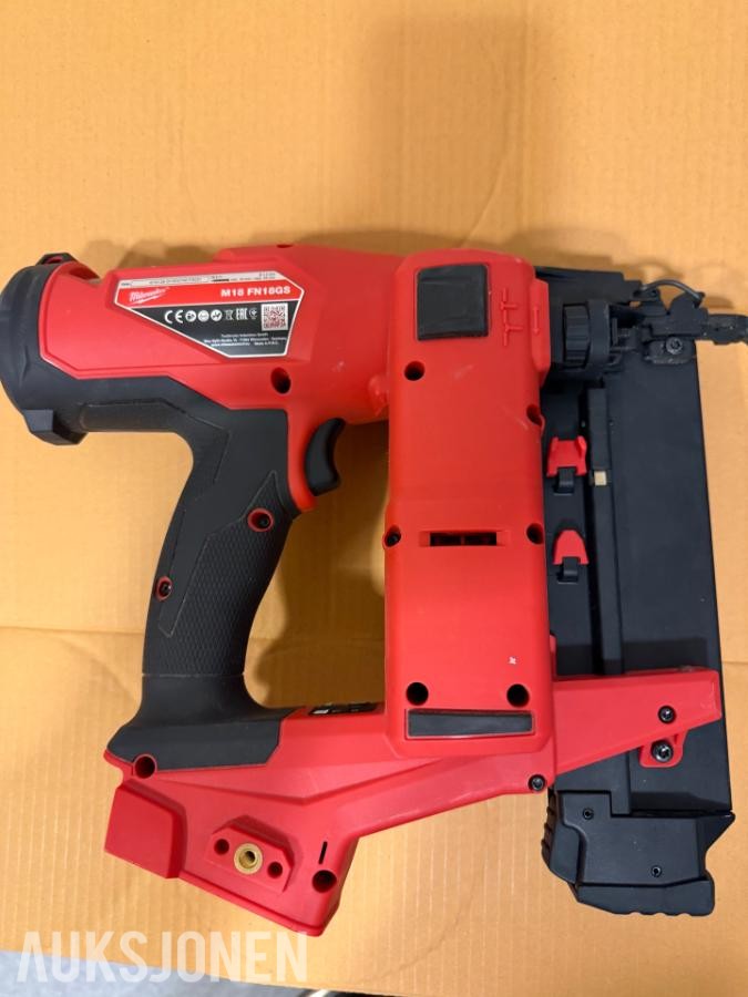 2021 Milwaukee  M 18 FN 18GS dykkertpistol 