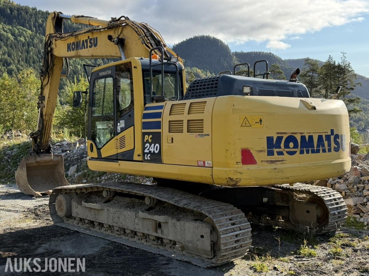 2015 Komatsu PC240LC-10 Gravemaskin - R8 Rototilt - S70 hurtigfeste