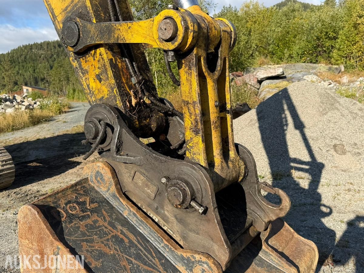 2015 Komatsu PC240LC-10 Gravemaskin - R8 Rototilt - S70 hurtigfeste