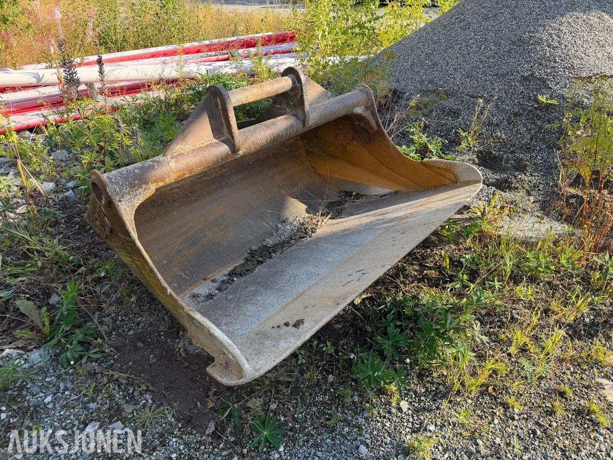 2015 Komatsu PC240LC-10 Gravemaskin - R8 Rototilt - S70 hurtigfeste