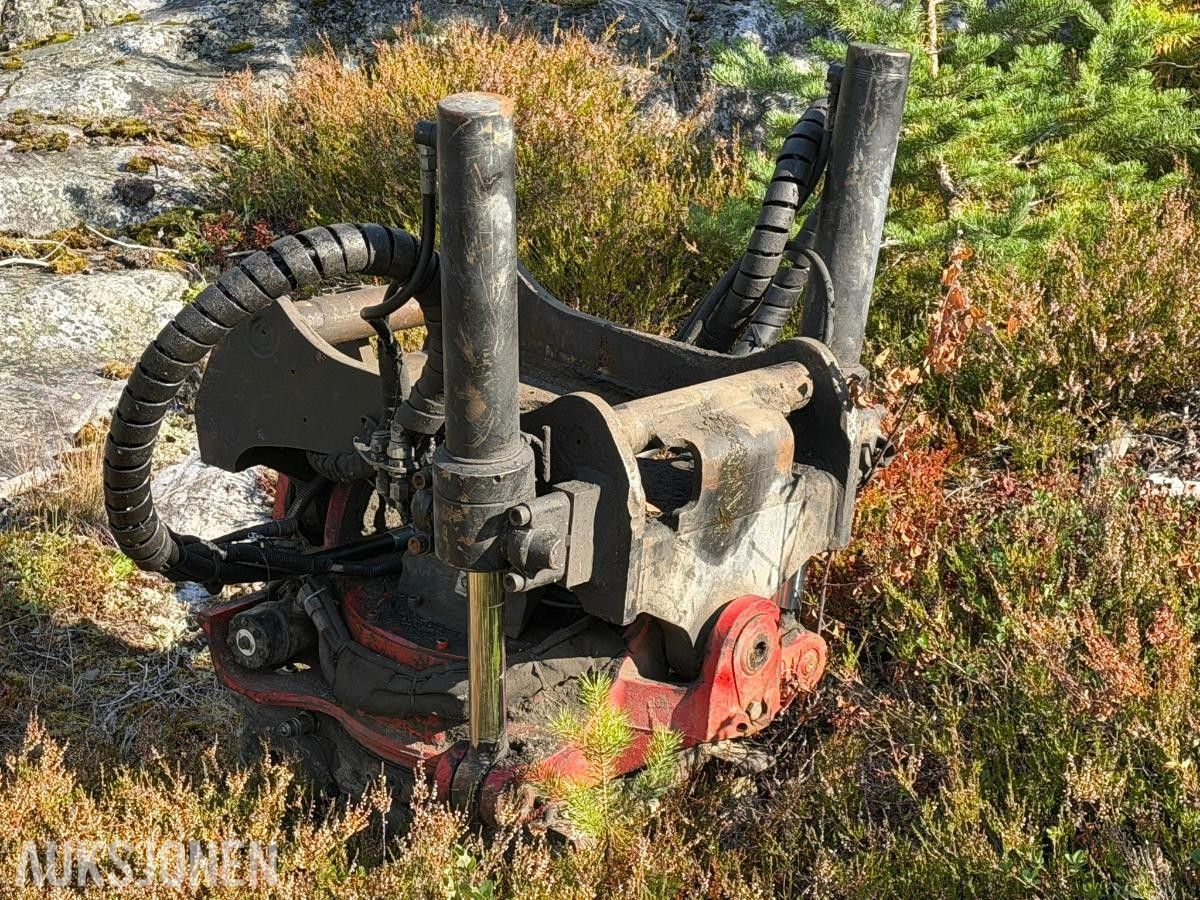 2015 Komatsu PC240LC-10 Gravemaskin - R8 Rototilt - S70 hurtigfeste