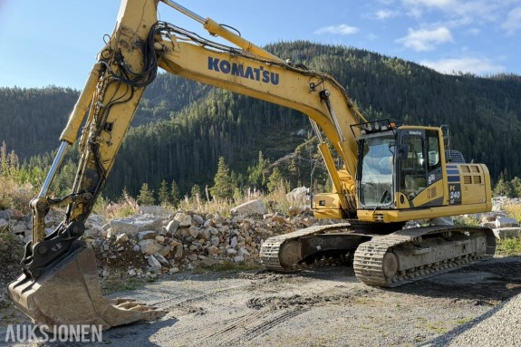 2015 Komatsu PC240LC-10 Gravemaskin - R8 Rototilt - S70 hurtigfeste