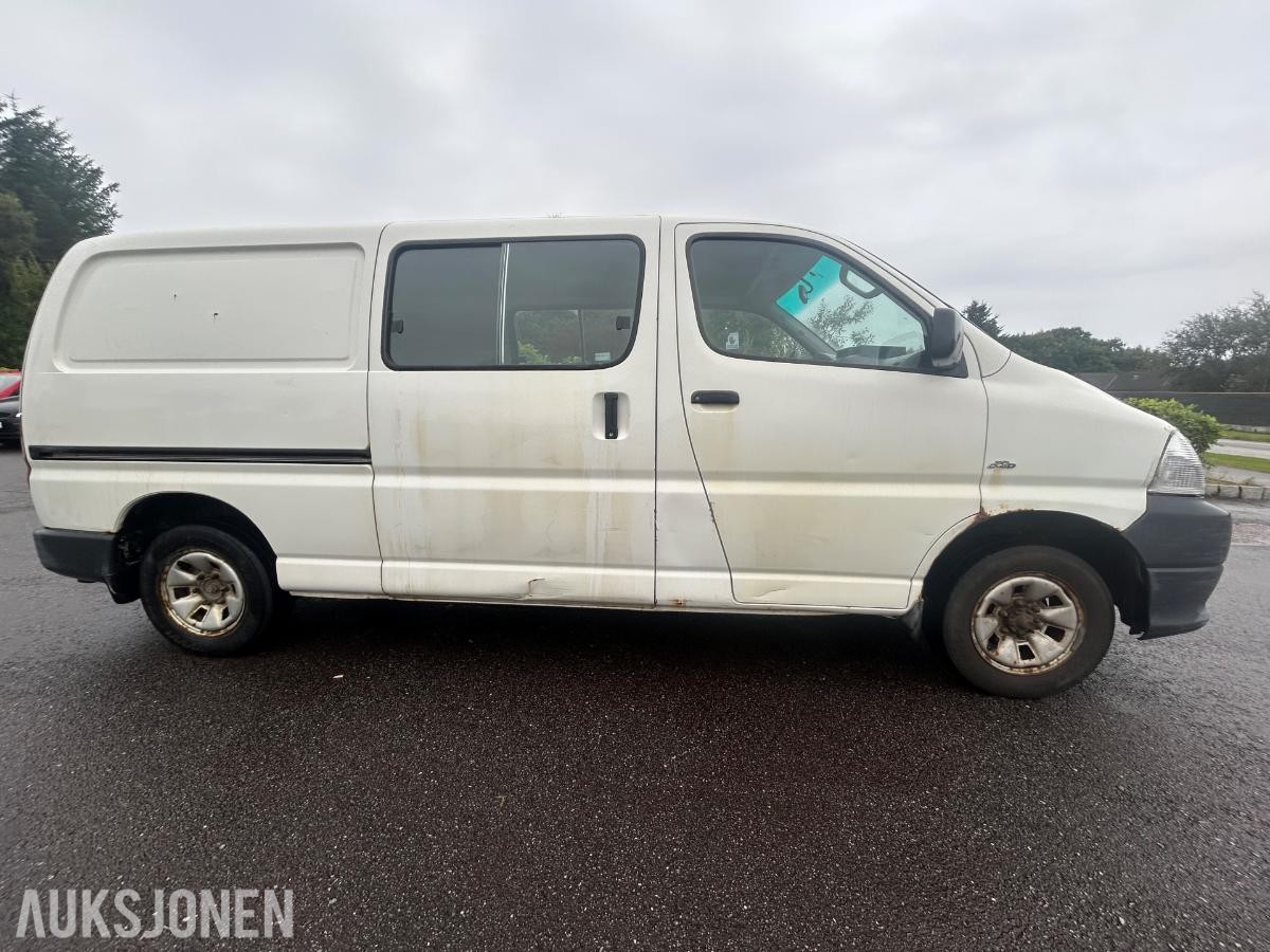 2008 Toyota HiAce 2.5 117hk 4WD hengerfeste EU ok 05.2028