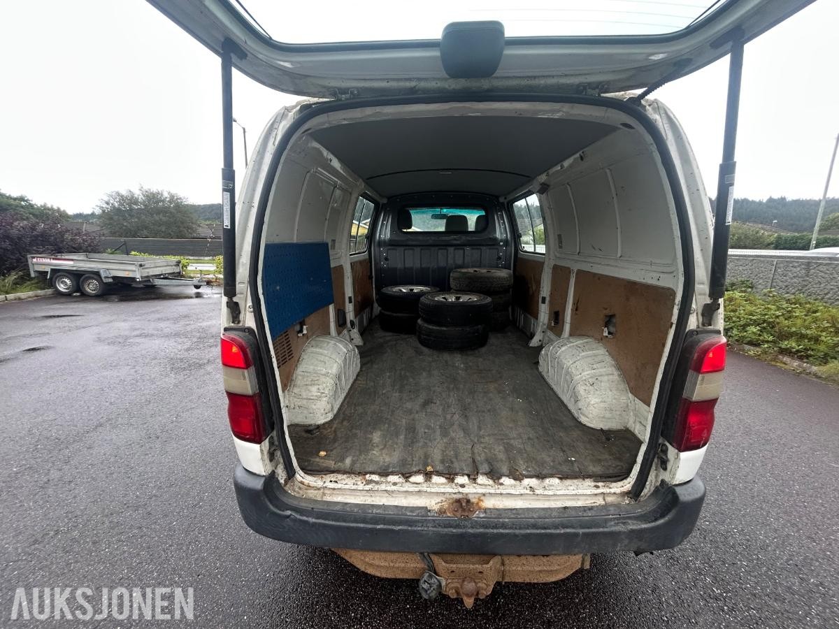 2008 Toyota HiAce 2.5 117hk 4WD hengerfeste EU ok 05.2028