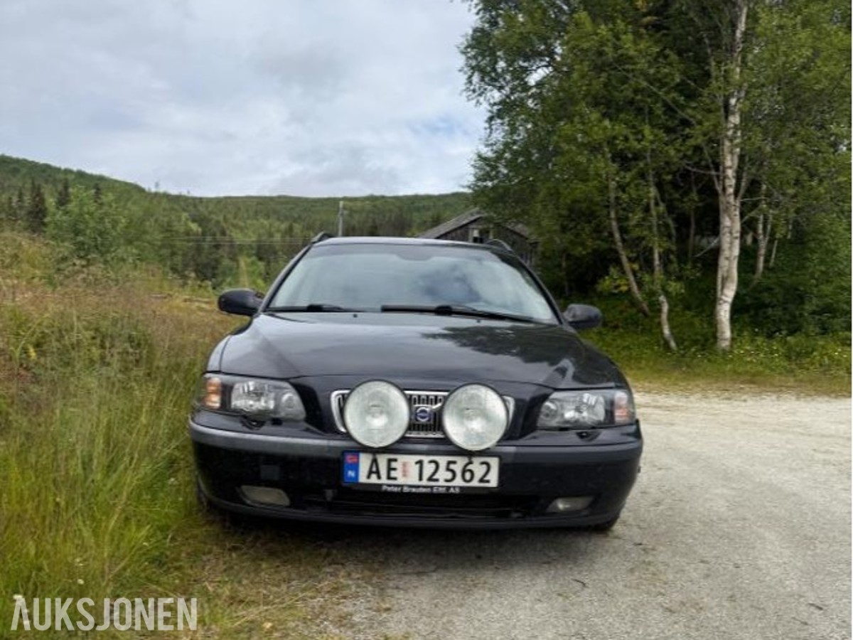 2003 Volvo V70 2.4 Diesel, Automat, Hengerfeste, Skinninteriør, Reparasjonsobjekt