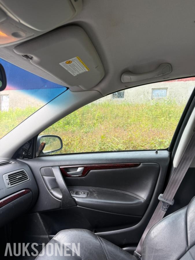 2003 Volvo V70 2.4 Diesel, Automat, Hengerfeste, Skinninteriør, Reparasjonsobjekt
