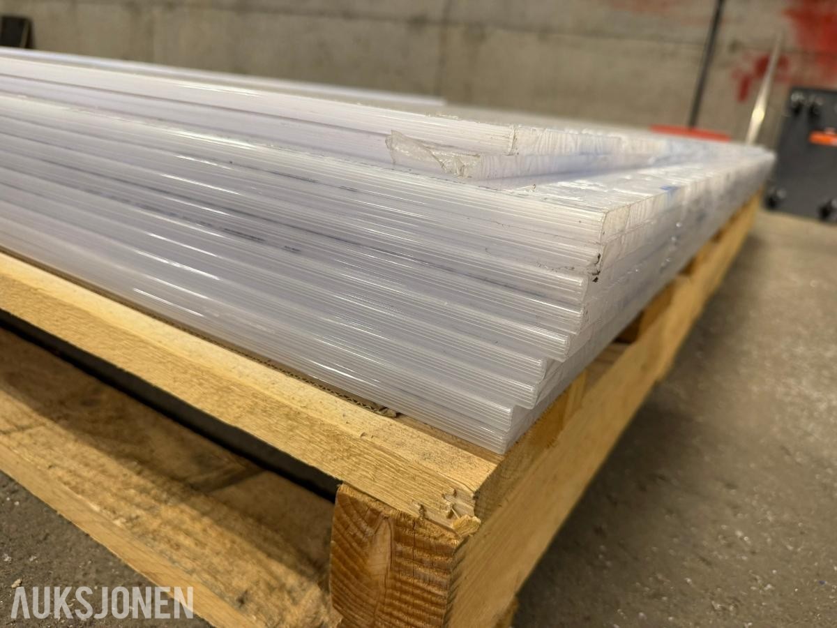 AkyVer polykarbonatplater - 9 stk hele - 600x210cm