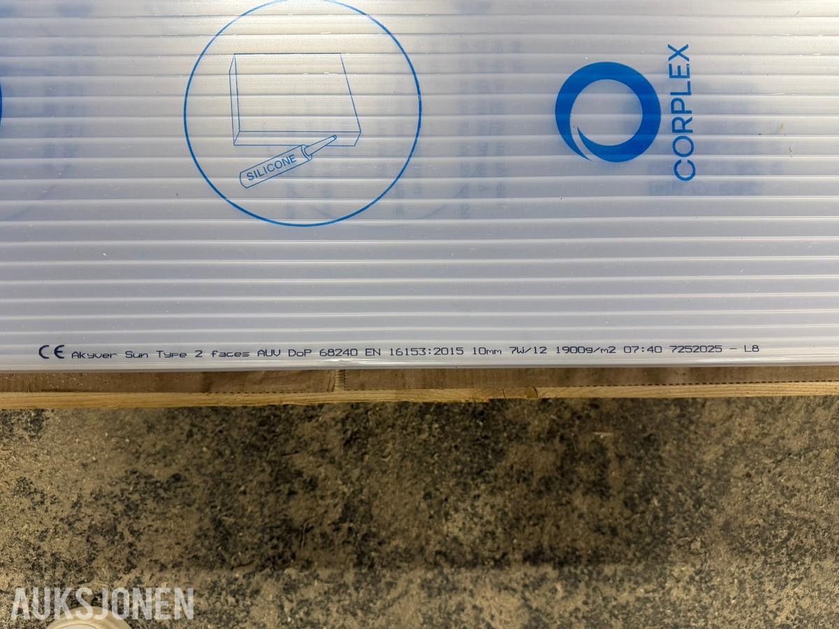 AkyVer polykarbonatplater - 9 stk hele - 600x210cm