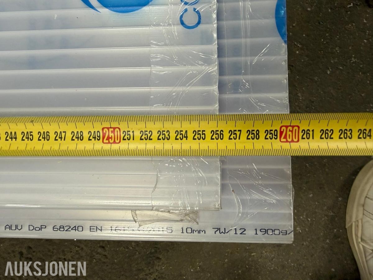 AkyVer polykarbonatplater - 9 stk hele - 600x210cm