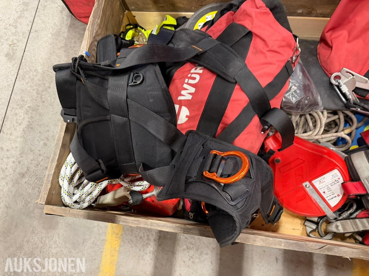 Würth fallsikringsutstyr med fallblokker seler og tau