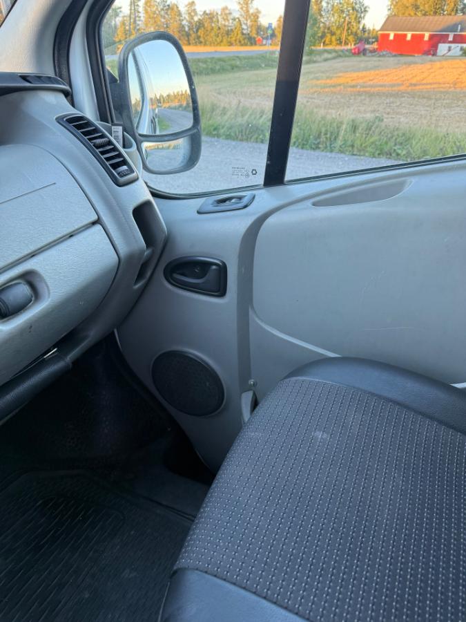2005 Opel Vivaro 1.9 101hk 6 seter Hengerfeste 105 255km