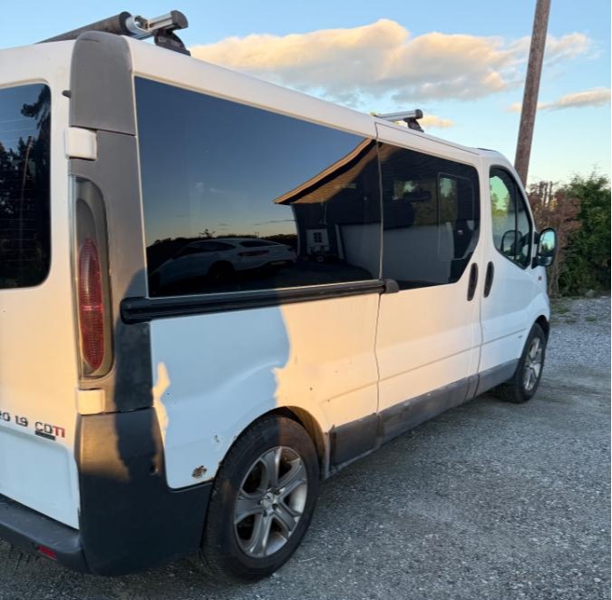 2005 Opel Vivaro 1.9 101hk 6 seter Hengerfeste 105 255km
