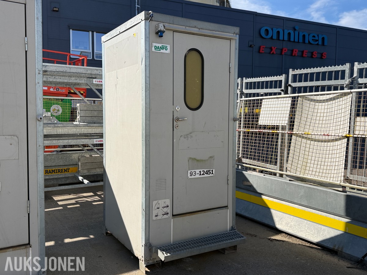 Danfo toalett med strøm og lys