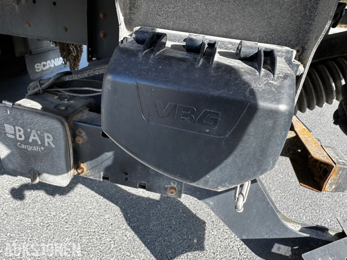 2018 Scania G 490 kjølebil med løftelem. 