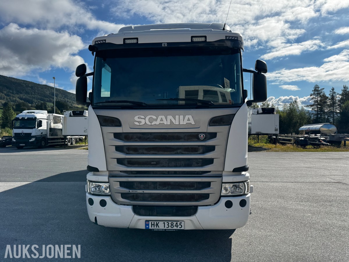 2018 Scania G 490 kjølebil med løftelem. 